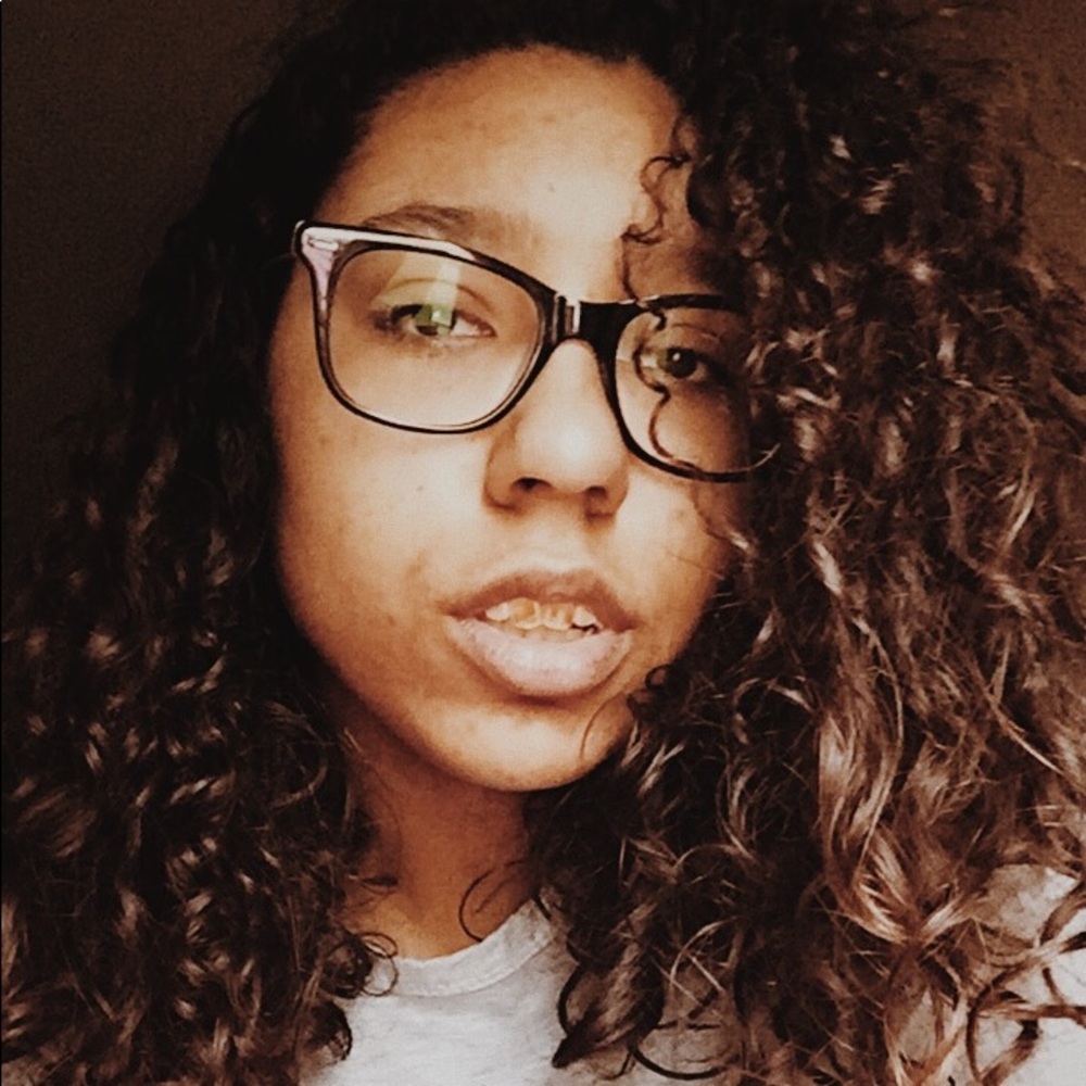 Meet your Posher, Makmakayla